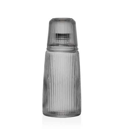 Versa waterfles made of black glass and aluminum, suitable for outdoor sports, camping, and hiking, measuring 10.3 x 26 cm.