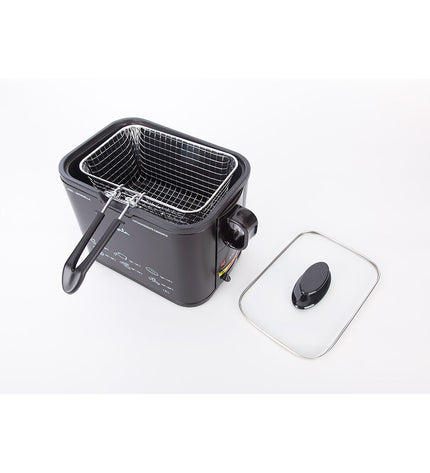 JATA 1000W deep fryer for home cooking, showing the compact appliance with basket and control panel.