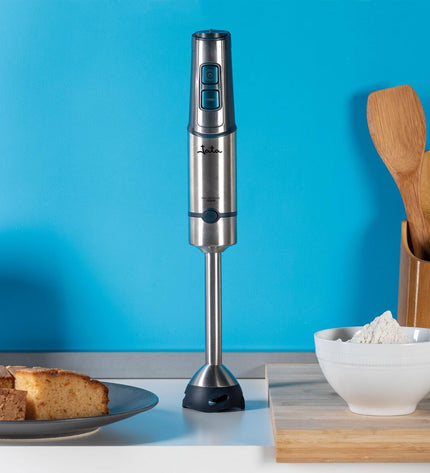 JATA JEBT1854 hand blender in grey with 1500W power, designed for kitchen and cooking tasks.