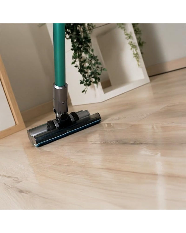 UFESA Steelstofzuiger vacuum cleaner for home cleaning, showing a sleek, modern design with a flexible hose and dustbin.