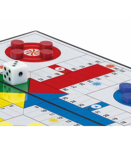 Magnetisch Parchis Cayro speelgoed en games, kleurrijke speelstukken and game board with magnetic pieces for fun and easy play