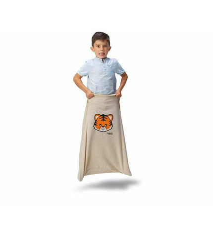 Cayro Jumping Bags agility game with four colorful fabric bags and game pieces for children’s play and coordination.