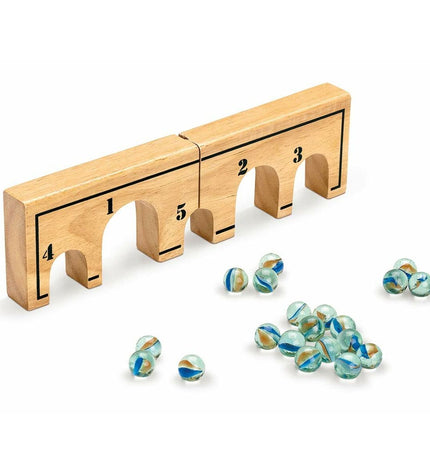 Cayro Collection Traditioneel Knikkerset with colorful glass marbles and a wooden playing tray for traditional marble games.