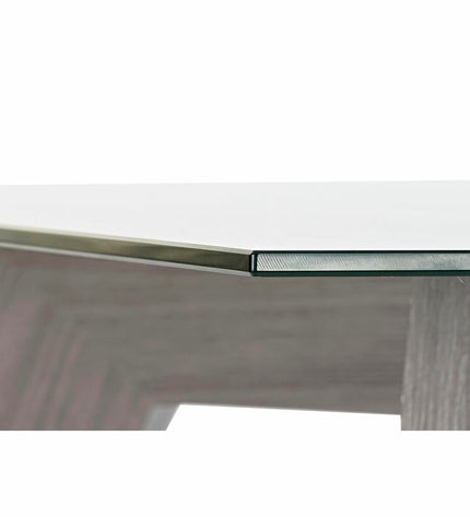 DKD Home Decor glass dining table with gray transparent tabletop and wooden MDF legs, measuring 160x90x75 cm.