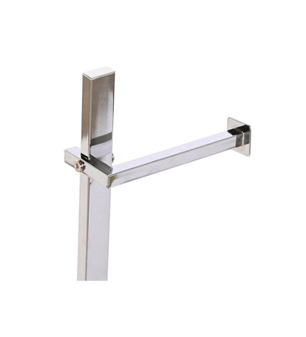 Zilverkleurige toiletpapierhouder met borstelstandaard van DKD Home Decor, staal en hout, in badkamer setting.