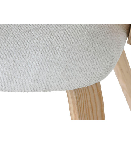 Home ESPRIT keukenstoel with white polyester upholstery and wooden legs, measuring 60x57.5x79 cm, in a modern dining setting.