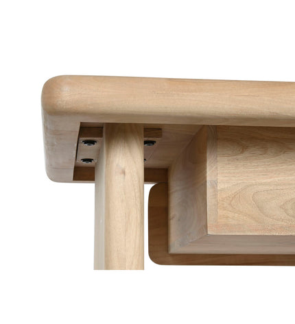 Home ESPRIT bureau made of natural mango wood, 160x60x77 cm, showcasing a sleek wooden desk for home or kitchen use.