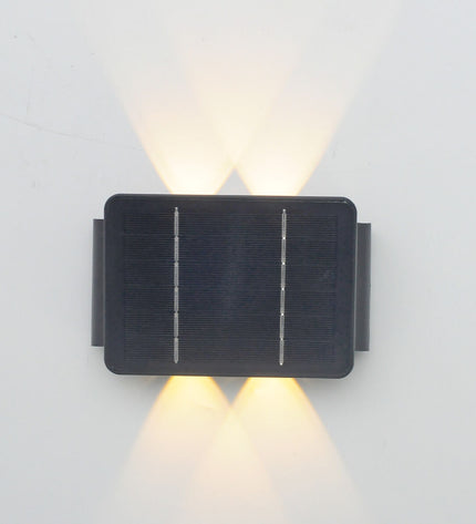 EDM Wandlamp EDM 31824 outdoor LED wall light in polycarbonate and ABS, 4W, 200 lumens, warm 3000K for garden decor.