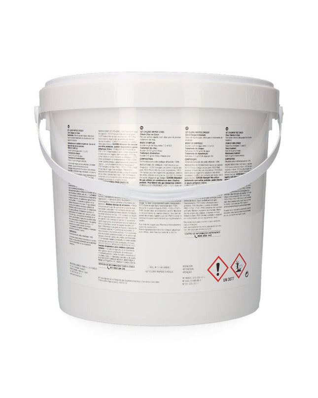 EDM Fusion Chloor EDM 81701 for pools, jacuzzis, and garden water features, showing the chemical container and label.
