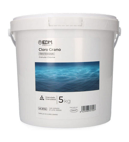 EDM Chloor EDM 81702 Fusion for pools, jacuzzis, and garden spa maintenance, showing the chemical container.