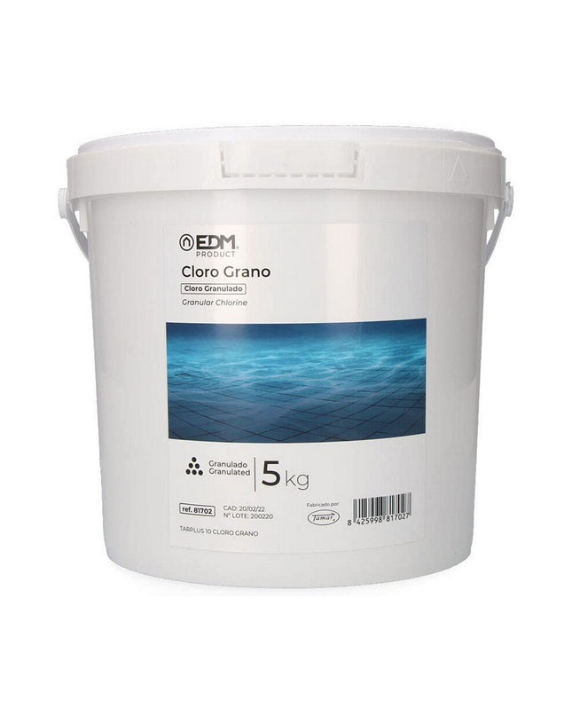 EDM Chloor EDM 81702 Fusion for pools, jacuzzis, and garden spa maintenance, showing the chemical container.