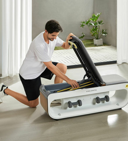 Xiaomi FBB1C multifunctional fitness device for bodybuilding and outdoor training, shown with its compact design and digital display.