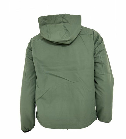 Alphaventure Regenjas Cowel, sport en outdoor waterproof jacket for camping and hiking, shown in outdoor setting.