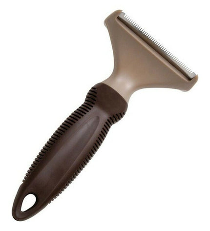 Gloria hondenkam for grooming, with wide and fine teeth, suitable for detangling and brushing dog fur, close-up view of the grooming tool.