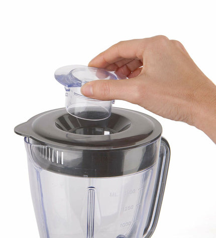 Black & Decker BXJB500E 500W black hand mixer with beaters and control buttons, designed for kitchen and household use