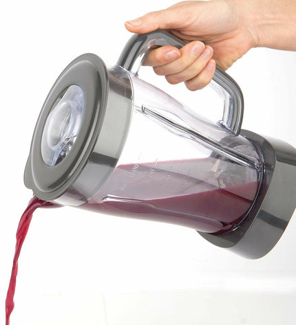 Black & Decker BXJB500E 500W black mini electric mixer for home cooking, showing the compact appliance and mixing attachments.