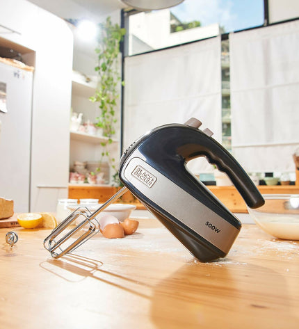Black & Decker BXMX500E 500W blender and dough mixer with black and silver design, compact small kitchen appliance.