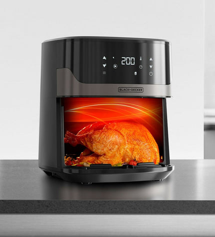 Black & Decker BXAF6500E black air fryer with 1600W power, compact kitchen appliance for healthy frying.