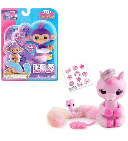 Soft Bizak Fingerlings plush toy, cute animal character from the Speelgoed en games collection, with detailed fabric and expressive features.