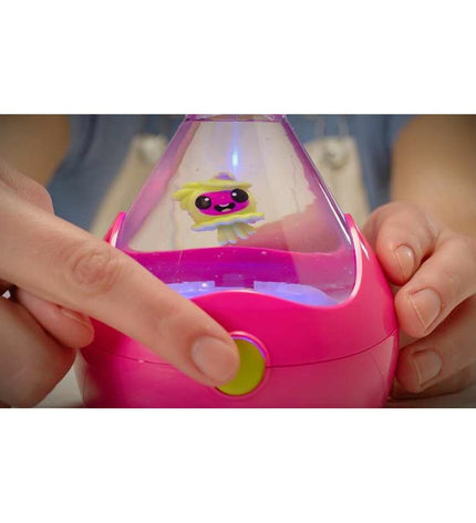 Bizak Fizzy Pets interactive pet toy, electronic game with colorful features and playful design, for kids' entertainment.
