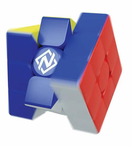 Bizak board game from the speelgoed en games collection, featuring colorful game components and packaging.