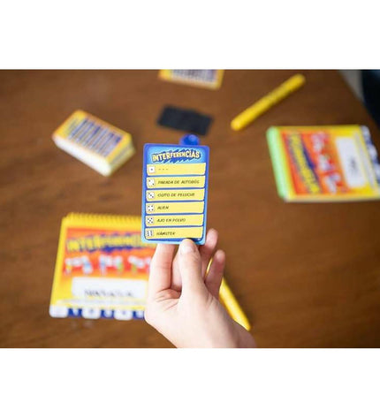 Bizak board game with colorful cards and game pieces, part of Bizak's speelgoed en games collection, playful and engaging.