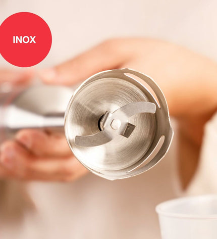 Solac BA5618 handblender with a sleek design, small electric kitchen appliance for blending and mixing in the home kitchen.