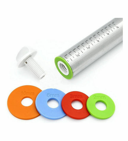 Set of 12 Quttin baking rolling pins, 6x6x42 cm, for home baking and pastry preparation, with wooden handles.