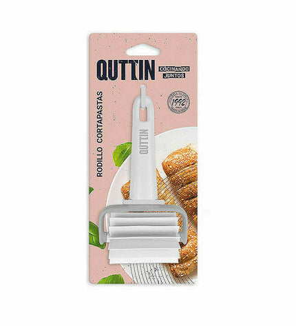 Quttin Gebakssnijder Strudel for baking and kitchen use, with a sleek handle and sharp blade for precise pastry slicing.