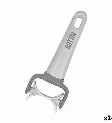 Quttin Gebakssnijder Cir 2 for baking and cooking, showing a close-up of the pastry cutter tool in a kitchen setting.