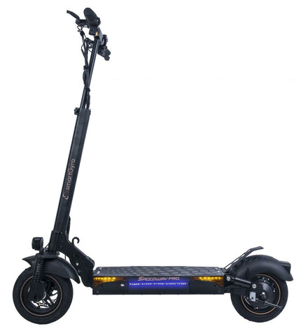 Black Smartgyro electric scooter with 800W motor, suitable for urban mobility and outdoor sports, shown in detail.