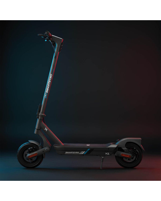 Smartgyro SG27-618 electric scooter in black with 500W motor, designed for urban mobility and outdoor sports.