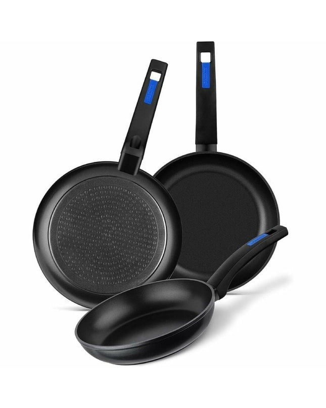 Monix black bakelite and hard aluminum cookware set with three pieces for home cooking and kitchen use.