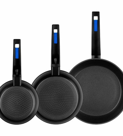 Monix M811200 black bakelite cookware set with three aluminum pots, suitable for home cooking and kitchen use.
