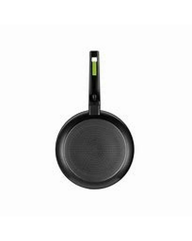 Monix Green 18cm metal pan with black and green Bakelite handle, aluminium body, for kitchen and cooking use