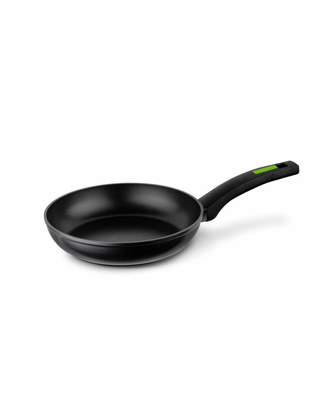 Monix Groen aluminium pan with bakeliet handle, 20 cm diameter, suitable for cooking and kitchen use.