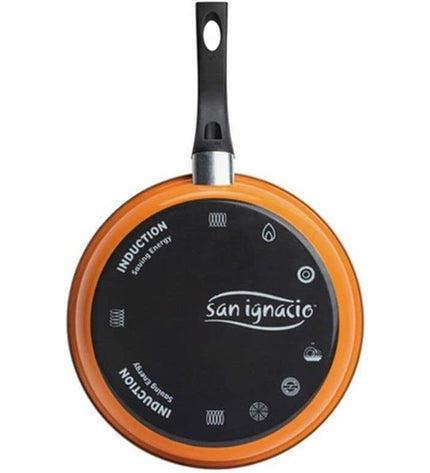 Black 22 cm San Ignacio Valencia pan for household and cooking, made of metal, ideal for kitchen use.