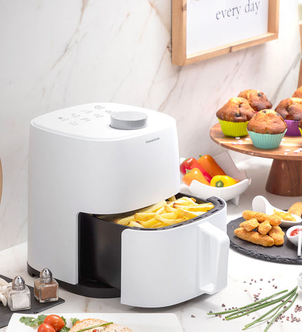 InnovaGoods Fryinn Lite 2000 white air fryer with 1200W power and 2-liter capacity, compact kitchen small electric appliance.