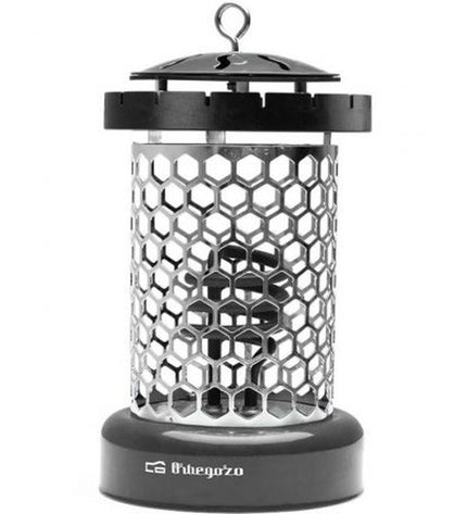Orbegozo 18459 OR 400 W portable heater for home and cooking, compact device with control panel and heating elements.