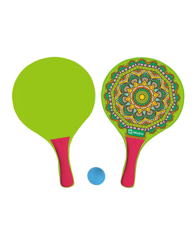 Marbueno Groen strandspeelgoedset with colorful plastic balls for outdoor play and sports activities.