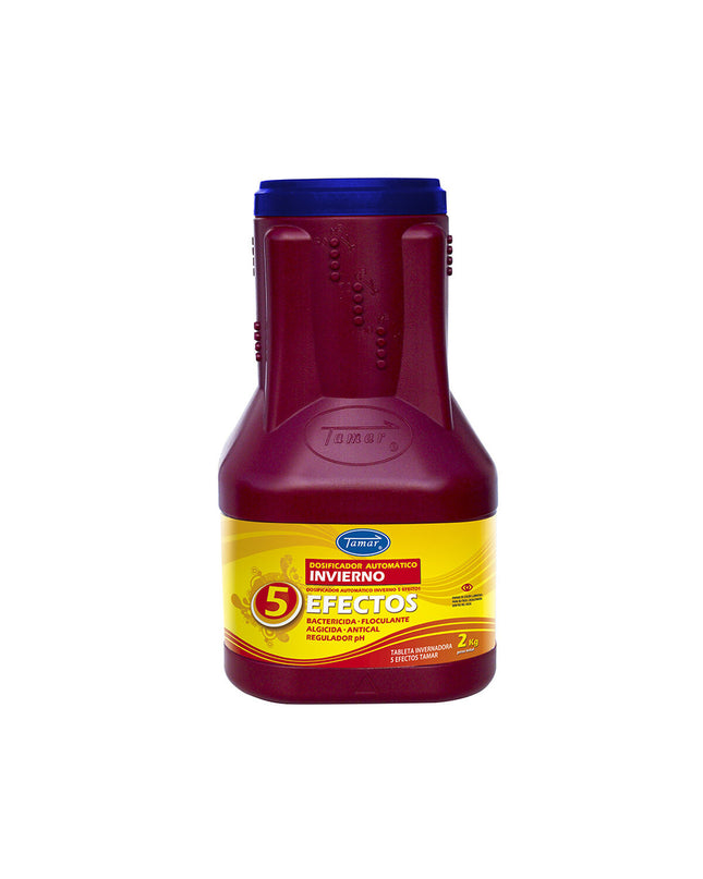 Tamar vloeibaar overwinteren product for garden, pools, jacuzzis, and accessories, shown in a clear container with label.