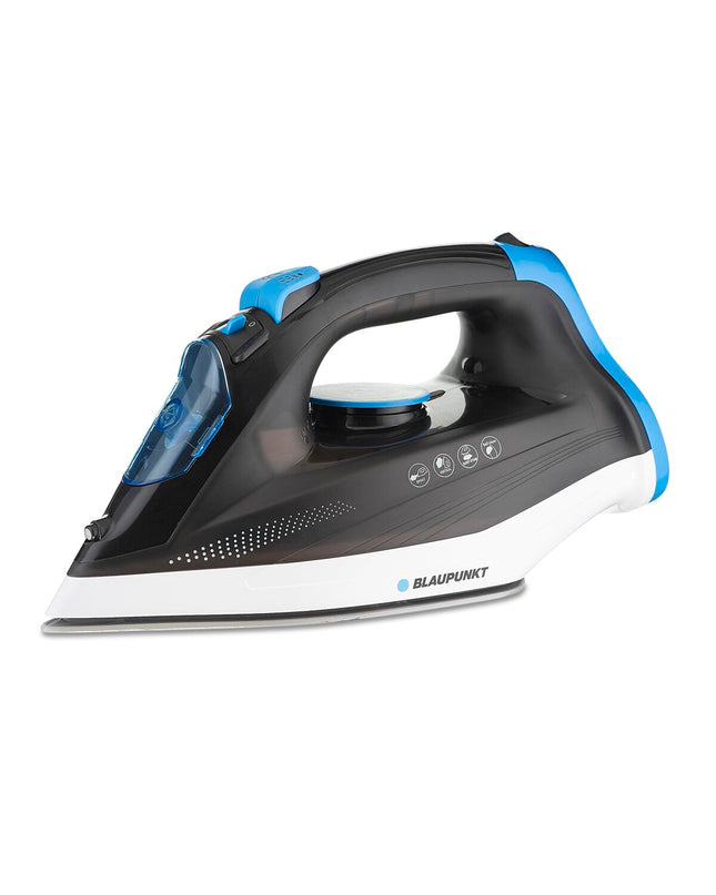 Blaupunkt BP5004 black steam iron with 2600W power and ergonomic handle, suitable for home ironing tasks.
