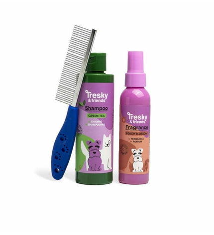 Tresky & Friends hygiëneset for dogs with three grooming tools, including brushes and cleaning accessories.