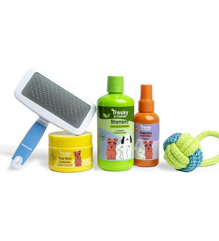 Tresky & Friends hygiene set for dogs with five grooming tools, including brushes and grooming accessories.