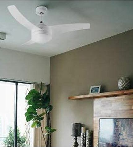 Universal Blue MISTRAL 3042 ceiling fan in blue, 60W, 106 cm diameter, designed for home cooling and ventilation.