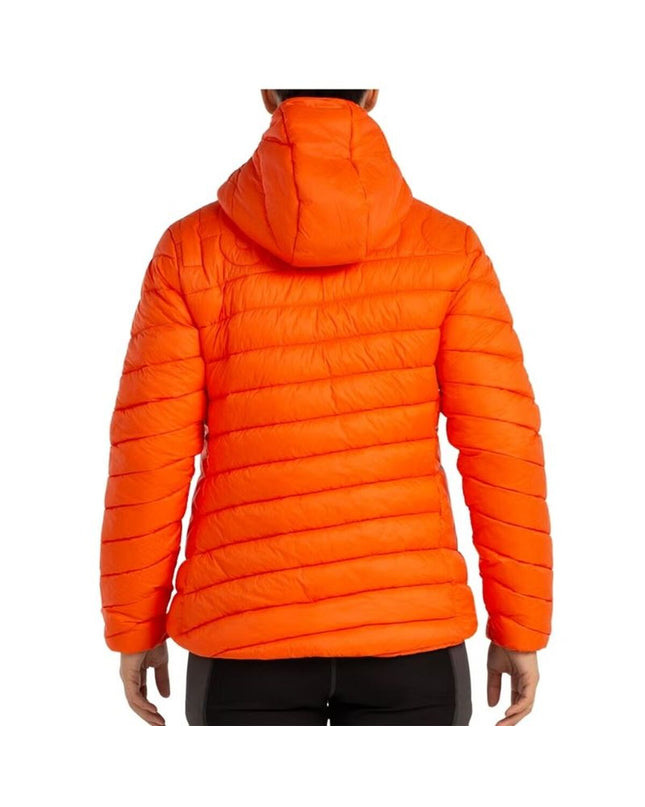 Orange women's Sportjack by +8000 for outdoor activities, camping, and hiking, shown in a close-up image.