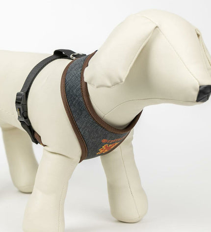 Reversible Harry Potter dog harness in size M/L with Hogwarts design, made for comfortable and stylish pet walks.