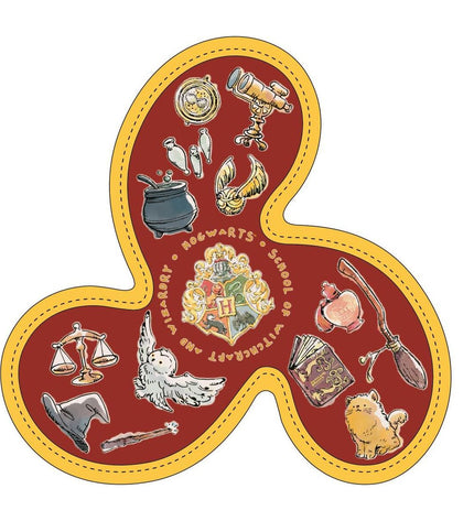 Harry Potter-themed dog frisbee in donkerrood, 23 cm, made of durable material for outdoor play and fetch.