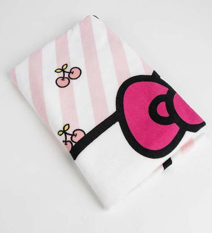 Hello Kitty beach towel 70x140 cm with pink and white design, featuring Hello Kitty character, ideal for bath or beach use.
