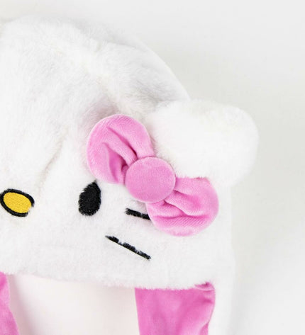 Hello Kitty Kinderpet in white, sport and outdoor accessory for camping and hiking, featuring cute Hello Kitty design.